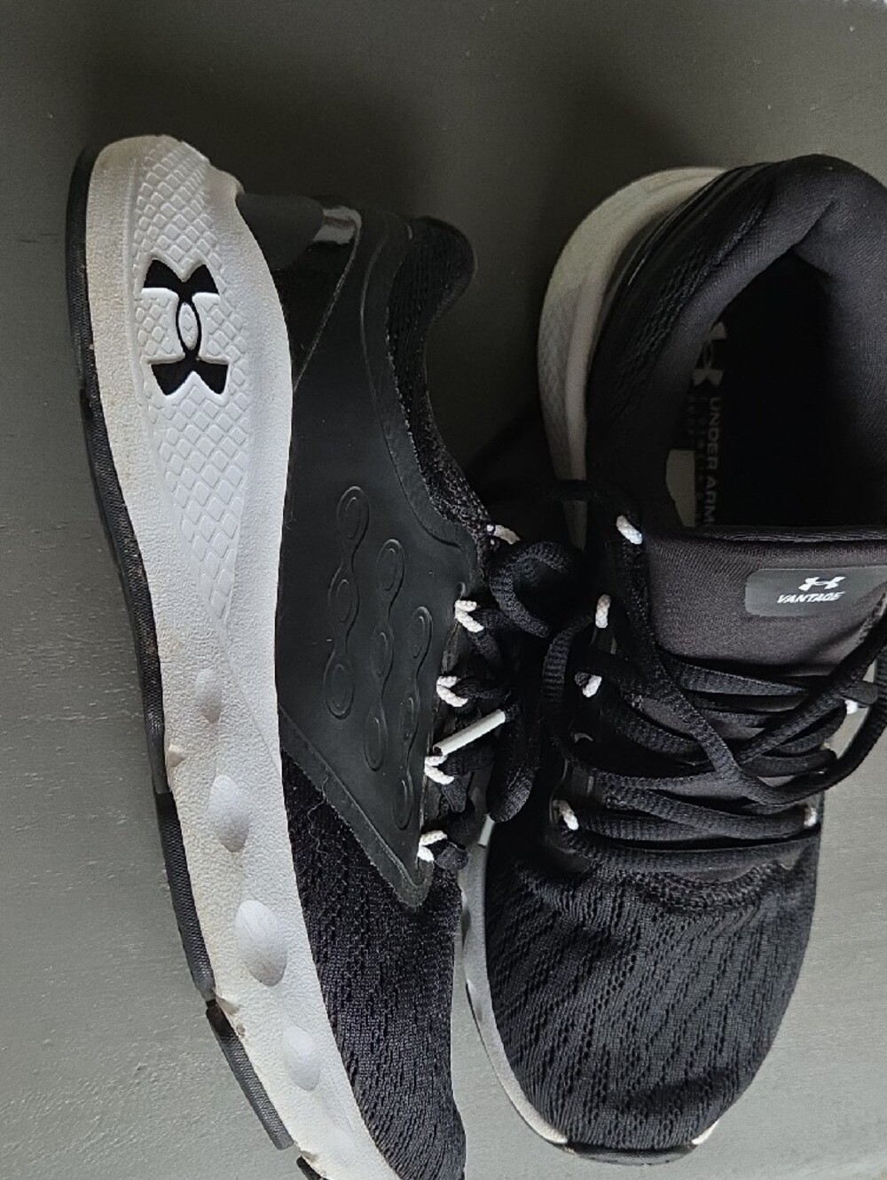 Womens Under Armour Charged Vantage - Used 6.5 No Box - Picture 3 of 10